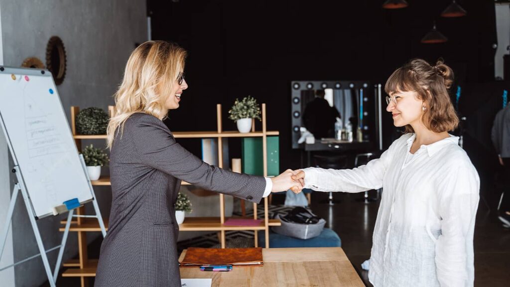 Mon patron vend son entreprise : quels sont mes droits ?