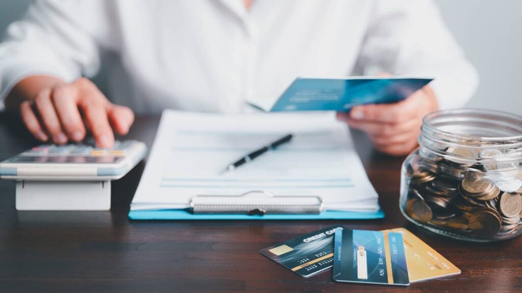 Comment mieux gérer son budget personnel grâce à un simulateur d'épargne ?