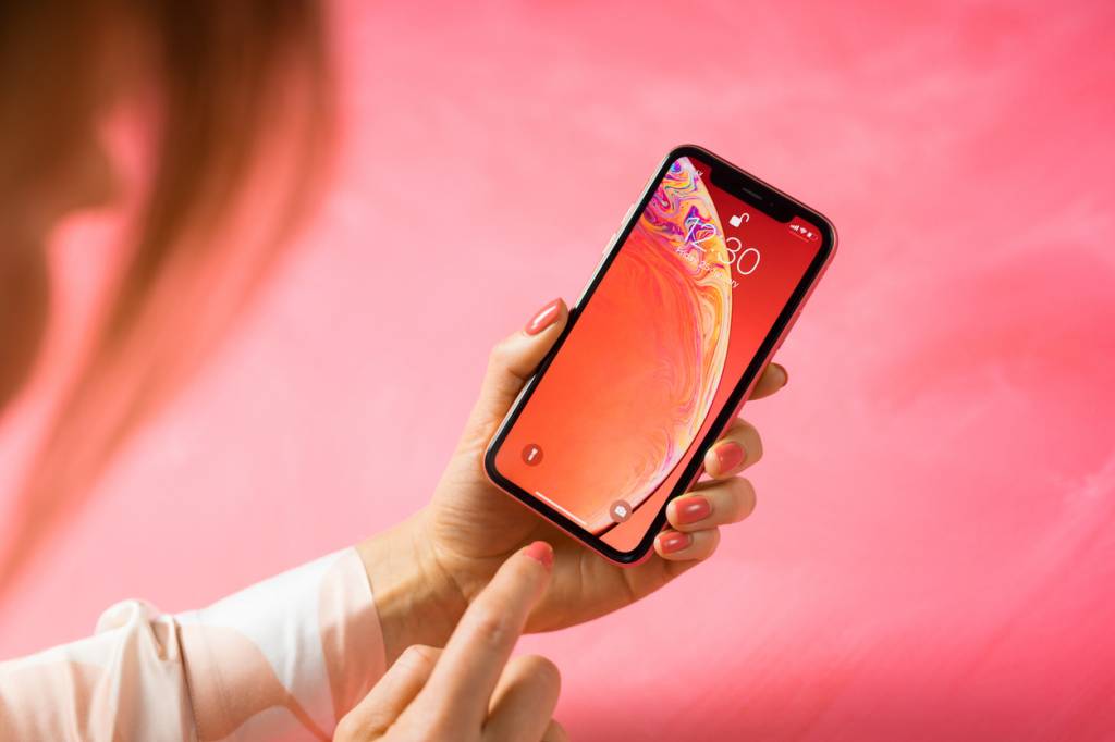 écran fissuré iPhone XR réparation facile