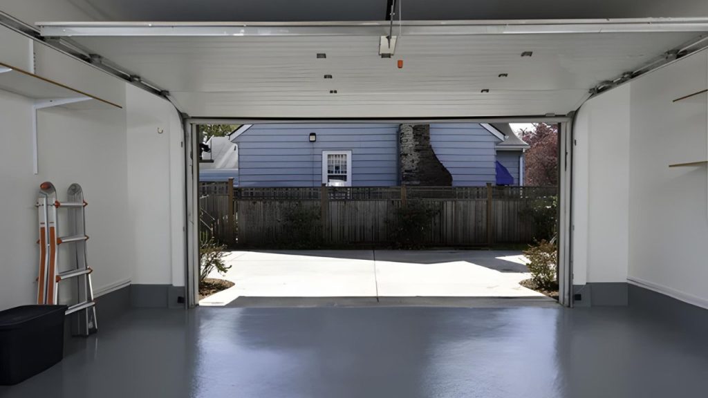 Transformer un garage en habitation sans autorisation : risques, solutions