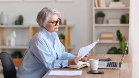 Travailler à la retraite : trois dispositifs à connaître Travailler à la retraite : trois dispositifs à connaître