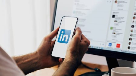 Growth B2B sur LinkedIn : quelles sont les meilleures astuces pour prospecter ? Growth B2B sur LinkedIn : quelles sont les meilleures astuces pour prospecter ?