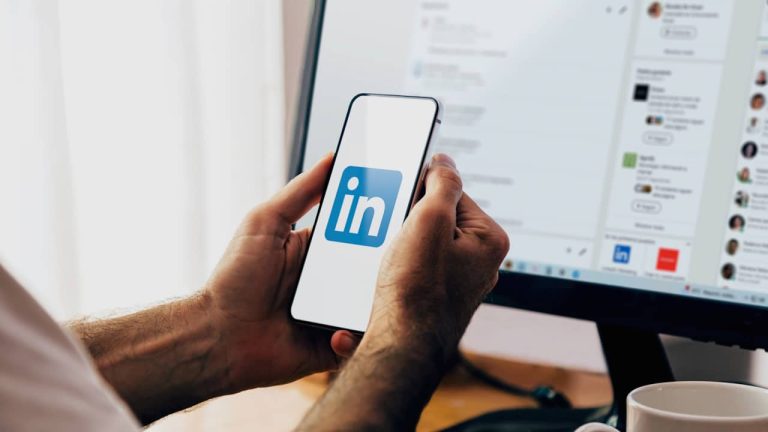 Growth B2B sur LinkedIn : quelles sont les meilleures astuces pour prospecter ? Growth B2B sur LinkedIn : quelles sont les meilleures astuces pour prospecter ?